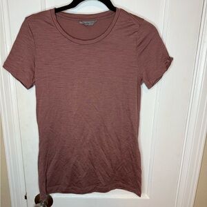 Icebreaker merino wool short sleeve top size M